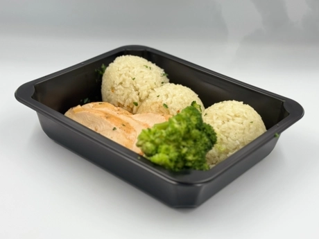 Fitbox menu, prírodný kurací steak, jazmínová ryža, grilovaná zelenina /huby/