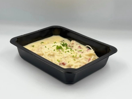 Špagetty Carbonára (bacon, parmezán, smotana, vajcia)