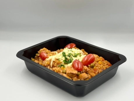 Bravčové rizoto so strúhaným syrom, uhorky