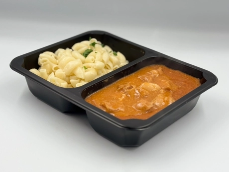 Kurací paprikáš na smotane, kolienka