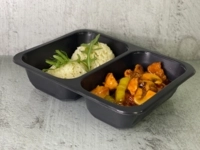 Sladko-kyslé prírodné kuracie kúsky (ananás, paprika, huby, Pak choi), dusená ryža