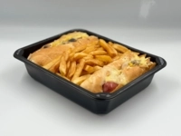 XXL Pork Dog (americký kapustový šalát, trhané BBQ bravčové mäso), hranolky
